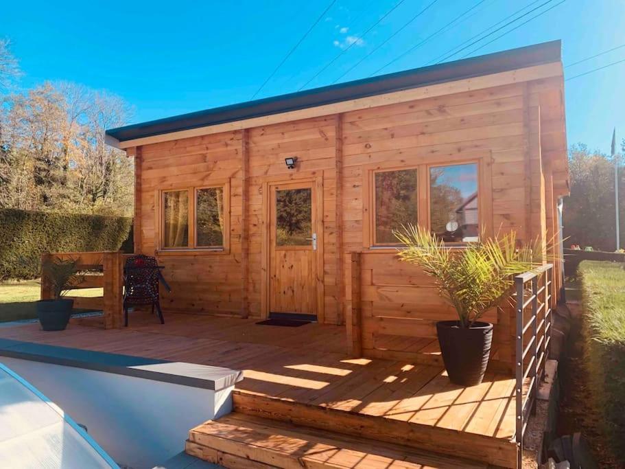 Chalet 2 Personnes Avec Jacuzzi Et Piscine Saisonniere Partagee Corcieux Eksteriør bilde